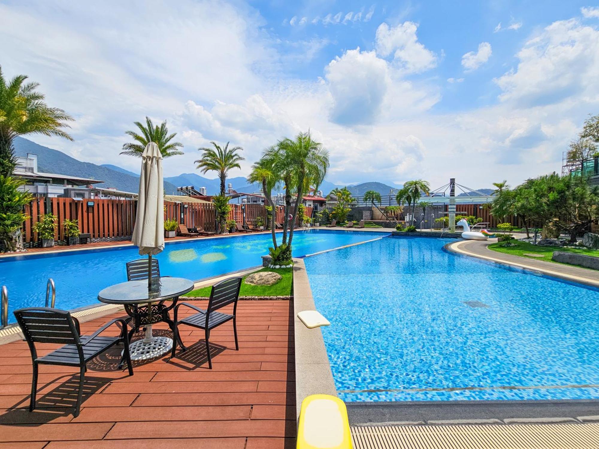 Cheng Wan Grand Hotel Puli Exteriör bild
